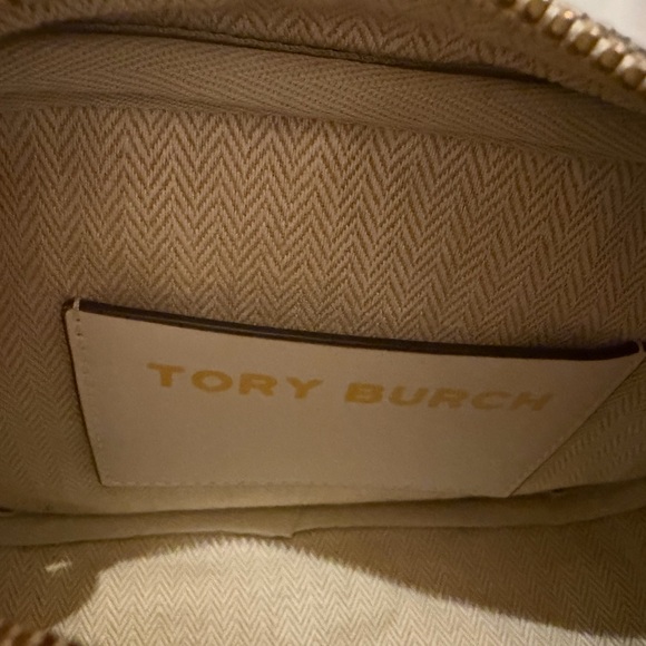 Tory Burch Daisy Crossbody Bag - Picture 3 of 6